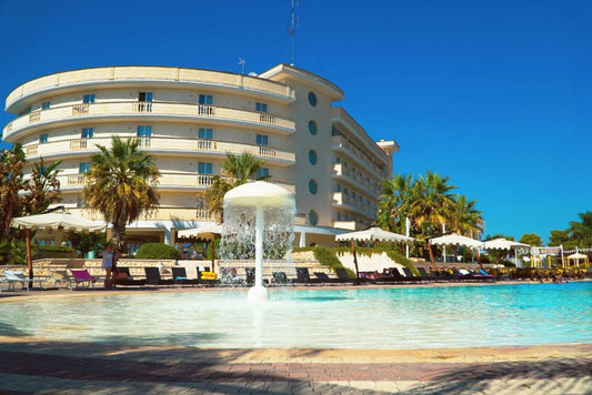 Grand Hotel dei Cavalieri LAND AND SEA PUGLIA | SALENTO E I SUOI GIOIELLI