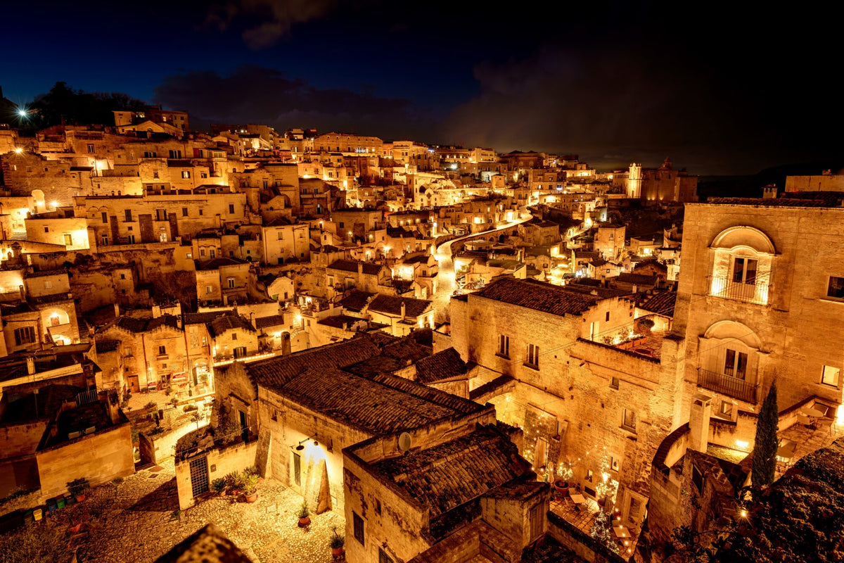Matera & Puglia: magia dell’Avvento tra trulli, sassi e presepi viventi