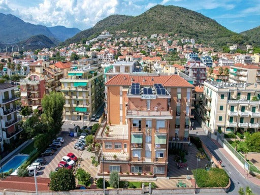 Pietra Ligure, Hotel Regina Mundi ** – Liguria 2027